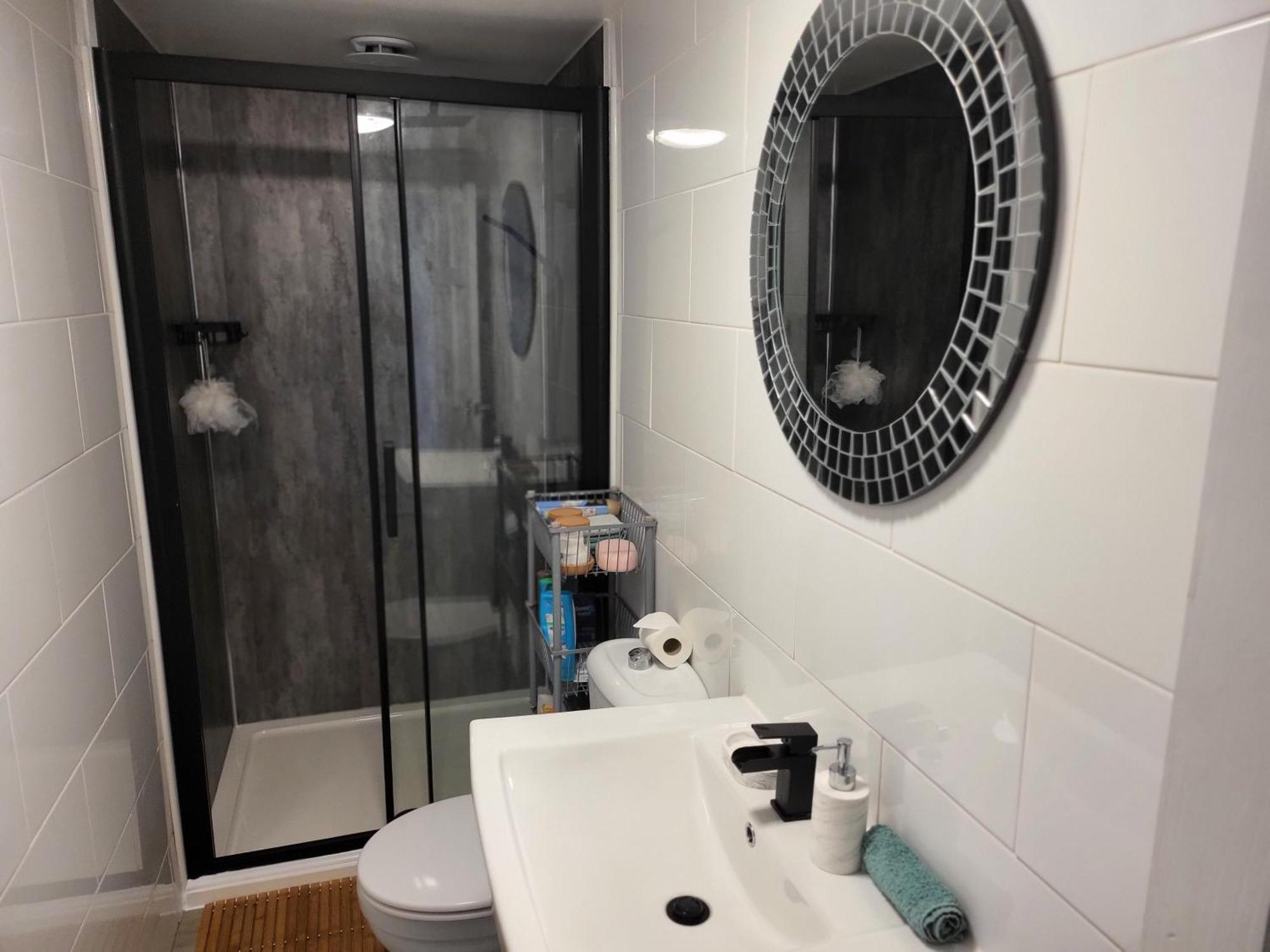 Birmingham Blissful Apartment With 2 Bedrooms Екстер'єр фото